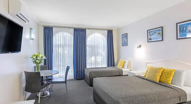 Номер Deluxe Cathedral Motor Inn