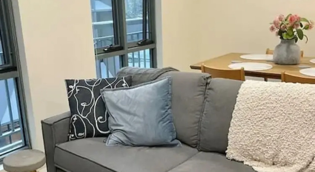 Morgan Place Central Melbourne CBD Apartment on Flinders Lane Late Check-out Complimentary Welcome Hamper