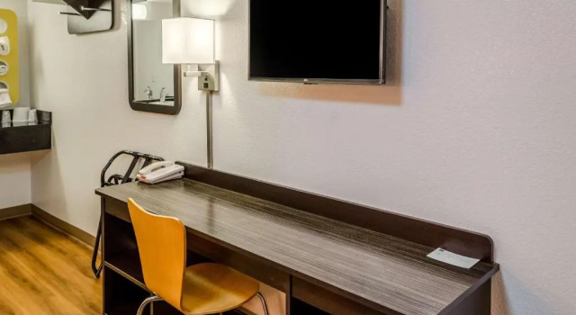 Четырёхместный номер Standard North Charleston Lodge