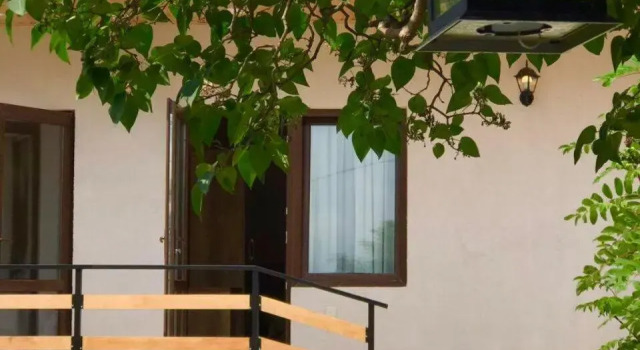 Soso Burduli's Guesthouse, Rezervovat Hostel Hostely v Mtkheta-Mtianeti, Hostel