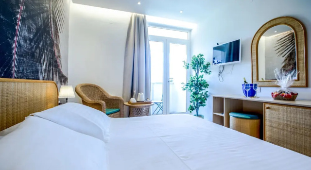 Двухместный номер Superior с балконом и с частичным видом на море Hotel Villa Adriatica - Adults only