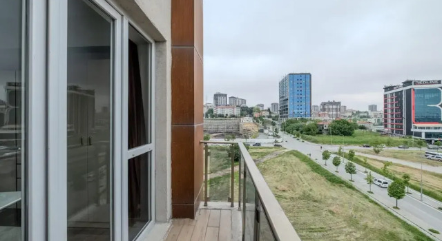 Modern Residence Studio Flat w Balcony in Bagcilar