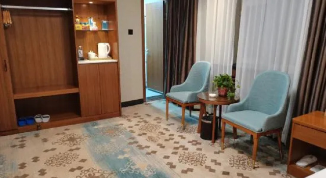 Люкс Business Zhongya Hotel