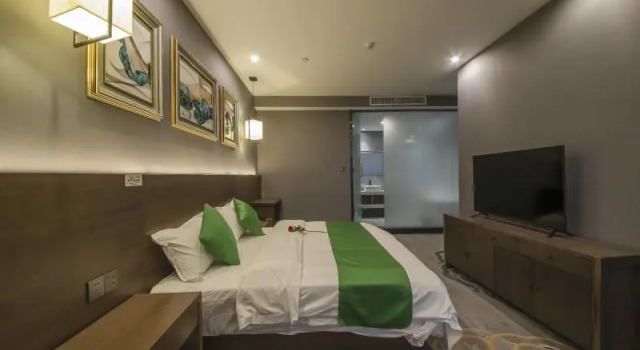 Люкс Superior Shell Hotel Zhengzhou East High-Speed Railway Station Zhengdong Commerical Center