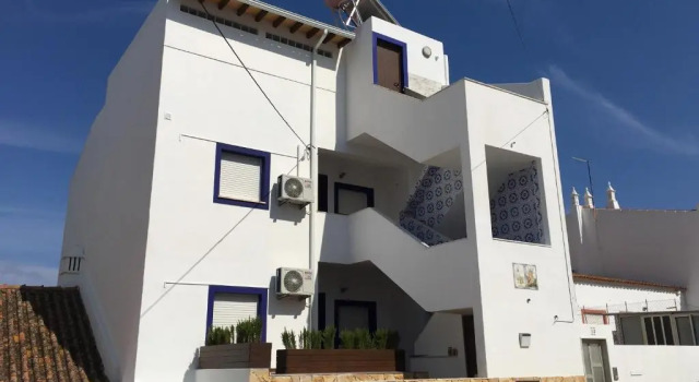 Lagos Uptown Bed & Breakfast