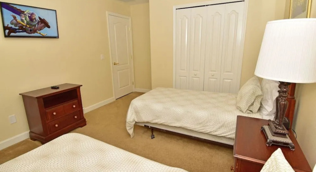 641 A Happy Potter s Place 4 Br villa by RedAwning