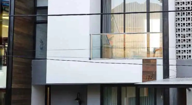 Cendana Villa, Book Villa Sommerhuse i Batu, nær Jatim Park 2, Hytte