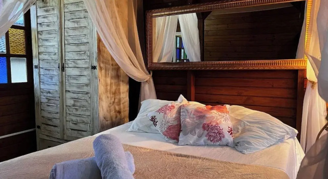 Семейное бунгало с 2 комнатами Bangalô House - Praia do Rosa SC