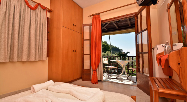 Nina Apartments