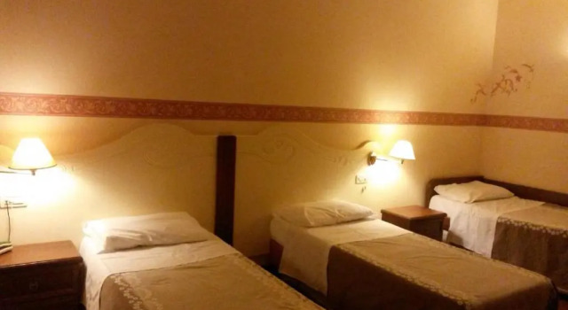 Трёхместный номер Standard Albergo Ristorante Flora