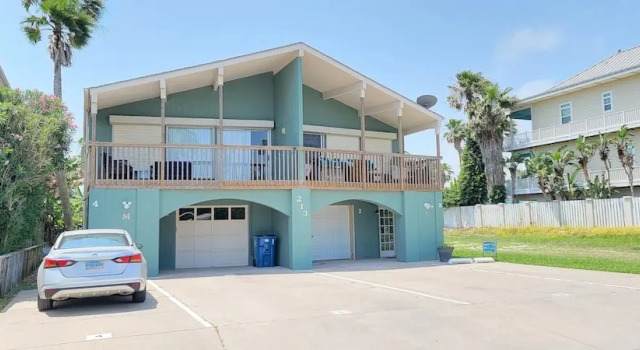Atol Quad #1 2 Bedroom Home by RedAwning