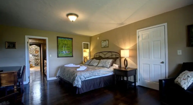 Bullhead Mountain Lodge - 8 Br Home, Забронировать Отель Блэк-Маунтин Северная Каролина