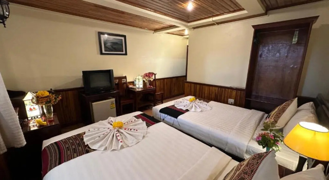 Villa Alounsavath Mekong Riverside, Забронировать Вилла Отели Луангпхабанг 5 звезд, 5*