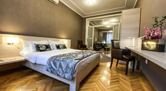 Prince Hall, Забронировать Гостевой дом Гостевые дома Белграда, рядом с Церковь Св. Марка, Гостевой дом