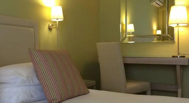 Двухместный номер Deluxe с балконом и с видом на море Hotel Avra
