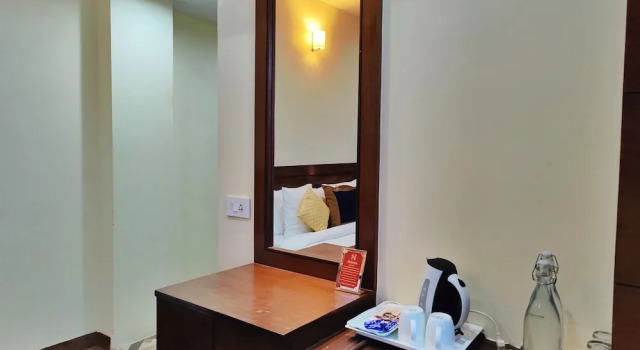 Люкс The Ashoka Inn 300mts walkable from Mall Road