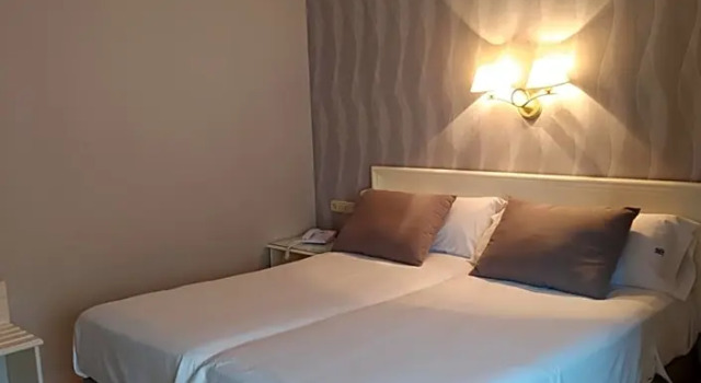 Номер Standard Hotel Sacromonte