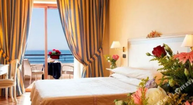 Двухместный номер Superior Sea view Punta Campanella Resort & Spa