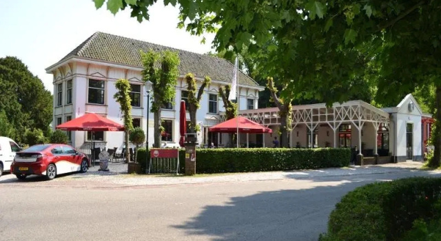 Апартаменты Standard Hotel-Restaurant Het Rechthuis