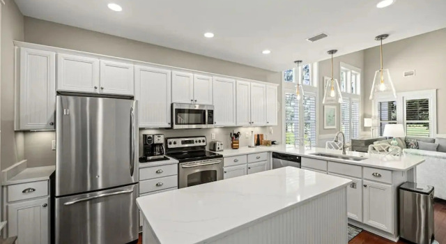 Коттедж 1365 Laurel Grove 3 Bedroom Home