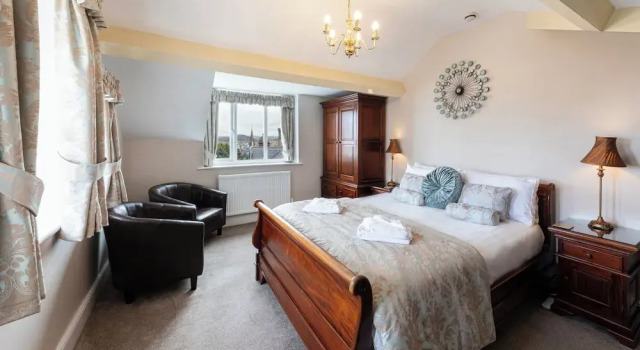 Трёхместный семейный номер Standard The Annan Hotel