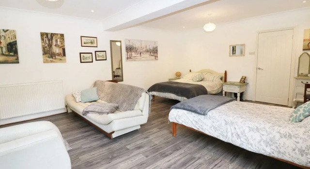 Rhinegold Bungalow, Book Hotel Hoteller i Yorkshire Moors med parkering, Parkering