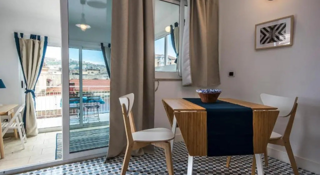 Naples panorama roof toop 46, Забронировать Отель Неаполь Кампания, рядом с Церковь Пио Монте делла Мизерикордия