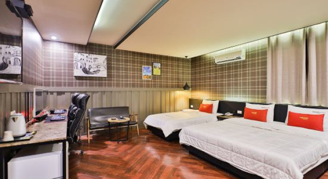Royal Suite Toheaven hotel