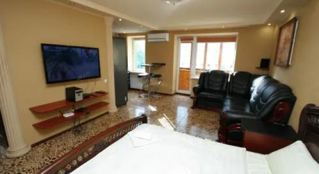 Pechersk Apartment in Kiev Center