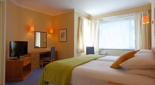 Номер Standard с видом на море Bournemouth Carlton Hotel By Sunday
