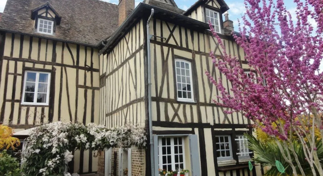 Prieuré Saint Léonard, Prenota Hotel Les Andelys 
