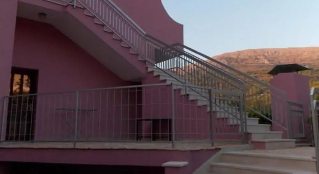 Sea-view Villa in Podstrana near Saint Martin Beaches, Забронировать Вилла Отели Подстраны 3 звезды, рядом с Частный Пляж «Апартмани Лена», 3*