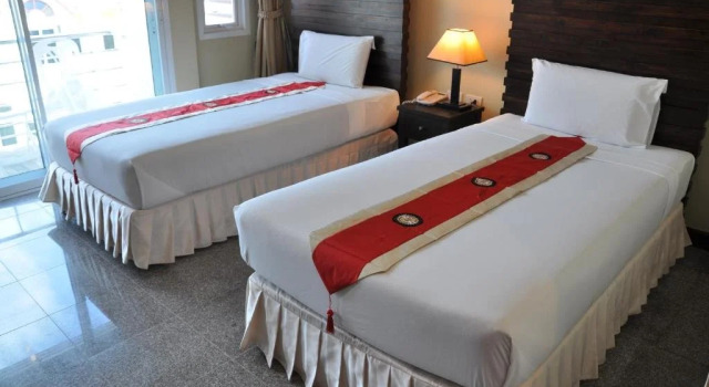 Karon Bay Inn