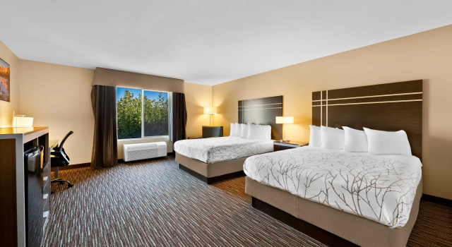 Четырёхместный номер Standard Best Western Topaz Lake Inn
