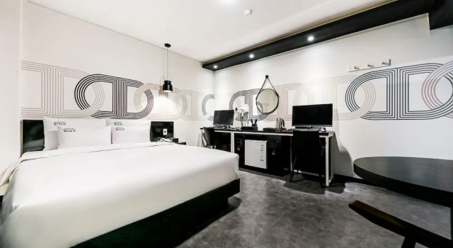 Номер Premium Hotel Box
