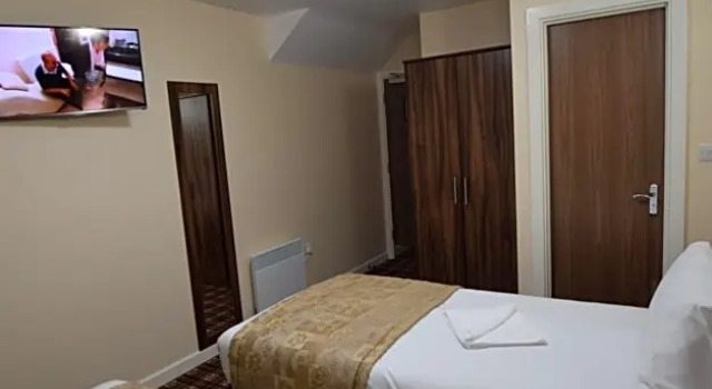Трёхместный номер Standard Lucky 8 Hotel