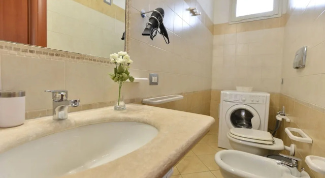 Апартаменты IzzHome Flamingo