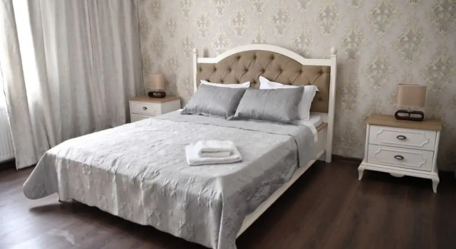 Lari, Varaa Hotelli Tbilisi Tbilisi Region