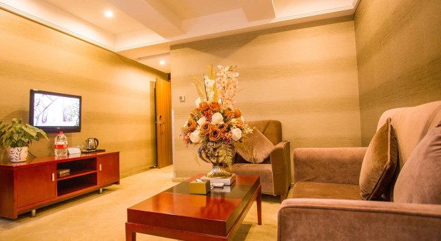 Katie Eastman Hotel