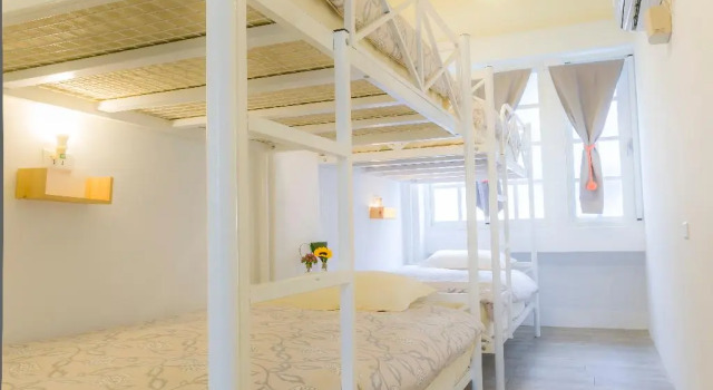 Кровать в общем номере (женский номер) Hualien Birds House Hostel