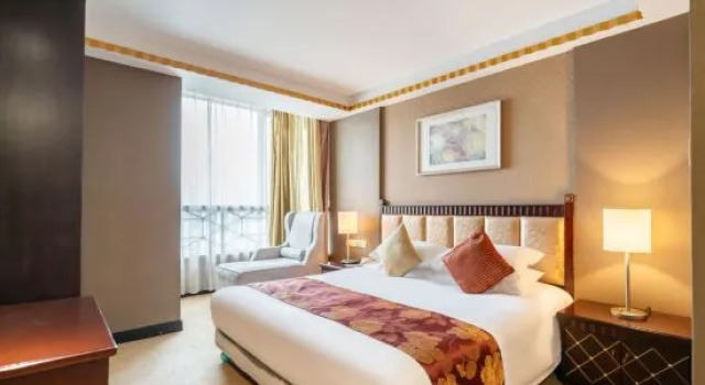 Люкс Deluxe Days Hotel Shanghai Hongkou Fortune