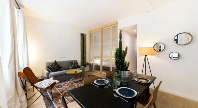 L'Ethnic Ambience - Superbe appartement tout confort au coeur du Vieux Lyon, Rezerwuj Apartament Hotele w Rhône z parkingiem, Parking