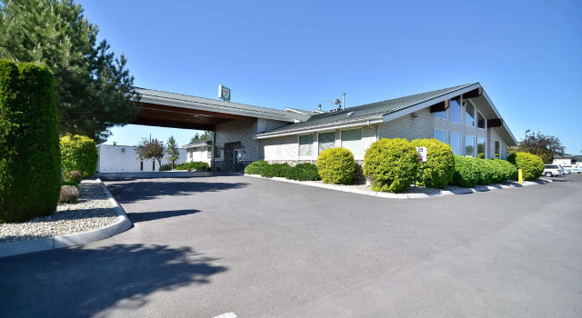 Кровать в общем номере Best Western Sawtooth Inn and Suites