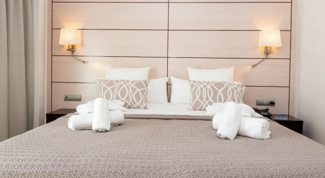 Двухместный номер Deluxe с балконом и с видом на бассейн Hotel Puchet Ibiza