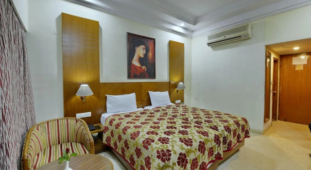 Hotel Patliputra Ashok, Rezervovat Hotel Hotely v Bangalore s parkováním, Parkování