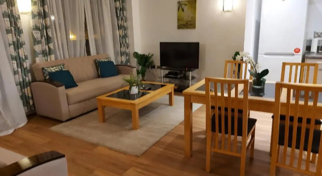 Large 2 Bed, 2 Bath, Free Parking & WiFi, Забронировать Отель Отели Шефилд с парковкой, рядом с Sheffield Institute for Translational Neuroscience, Парковка