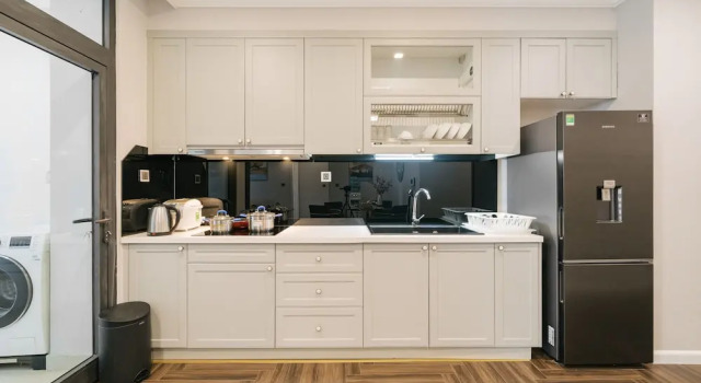 Апартаменты Standard Fujihousing - Vinhomes Metropolis Apartment