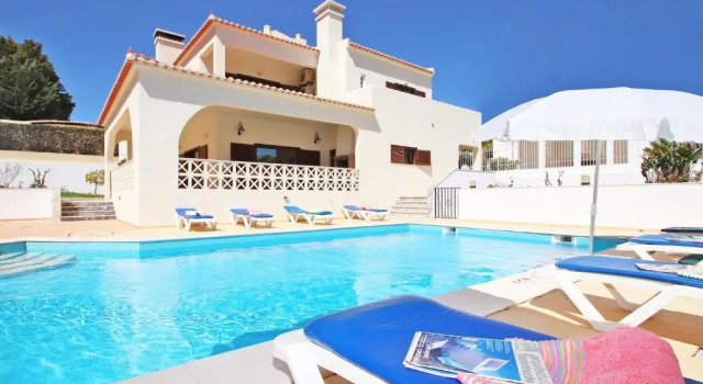 Вилла Villa Perola - Conforto e lazer com piscina aquecível e BBQ em Albufeira