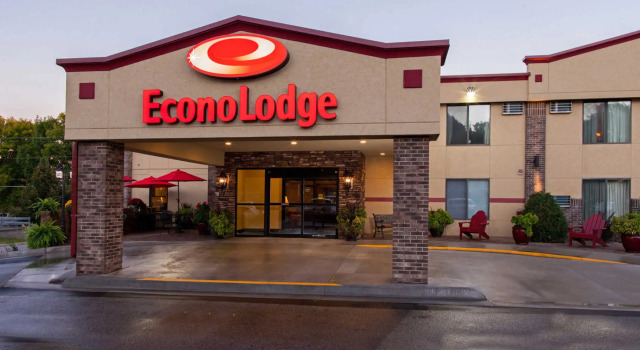 Econo Lodge Rochester, Varaa Hotelli Hotellit Minnesota pysäköinnillä, Pysäköinti