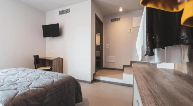 Civico 29 rooms, Забронировать Отель Пескьера-дель-Гарда Garda Veneto, рядом с Pederzoli Hospital